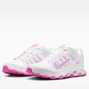 *NEW* Nike Reax 8 TR- Women’s Size 6.5- White/Playful Pink